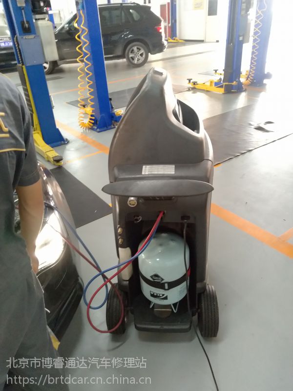 氟利昂】北京奥迪空调加制冷剂加氟利昂 北京市博睿通达汽车修理站