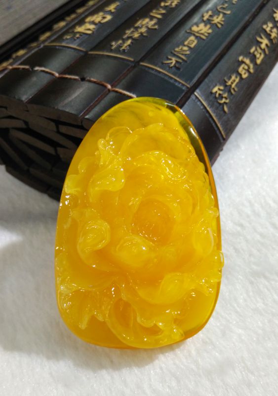 人工合成二代蜜蜡原石琥珀蜜蜡吊坠成品毛衣链饰品义乌批发