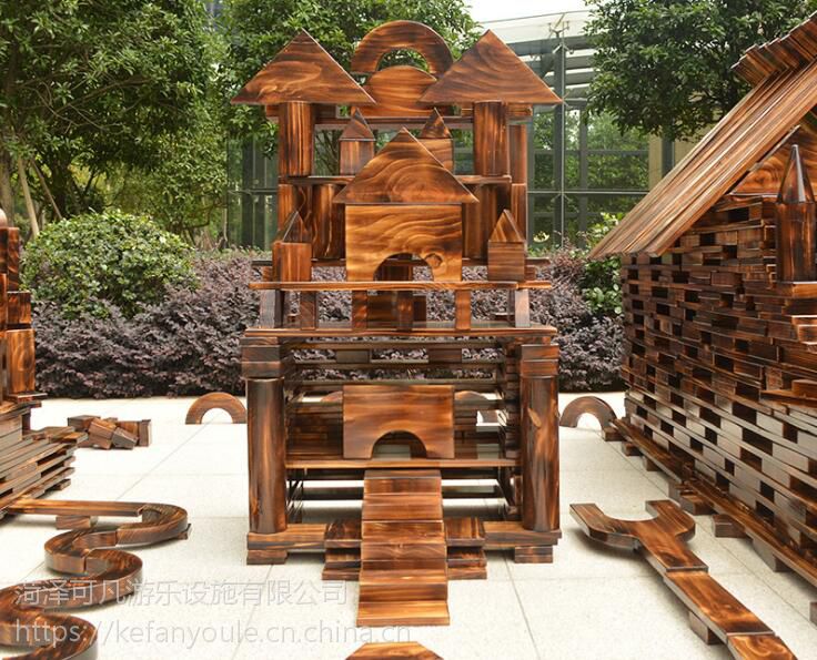 幼儿园户外大型积木碳化炭烧积木木制大积木玩具构建区益智积木