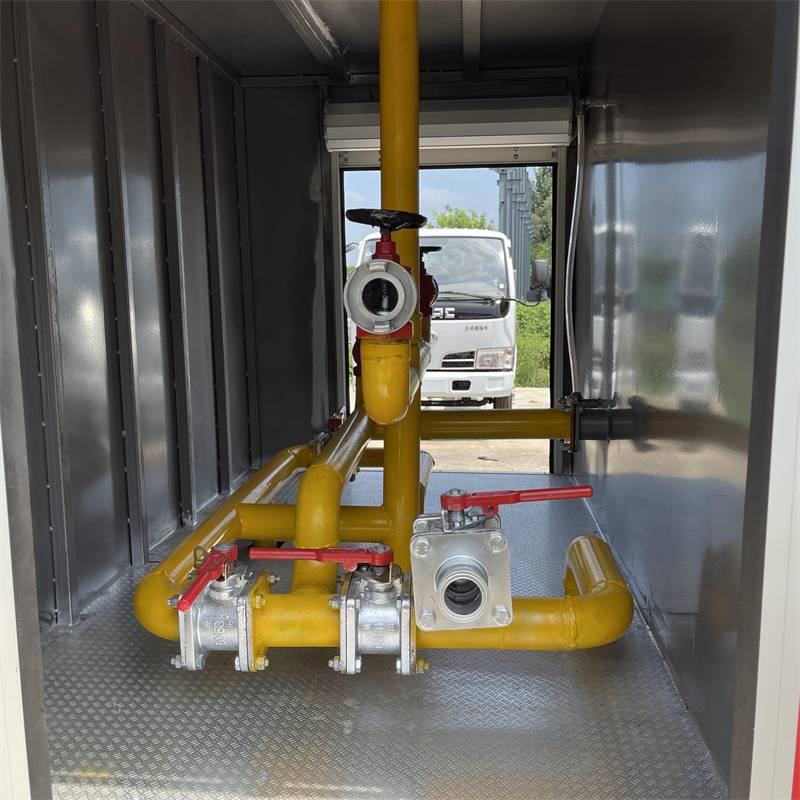 8吨水罐消防车 消防洒水车价格 八吨水罐泡沫消防车 晟宇 货到付款