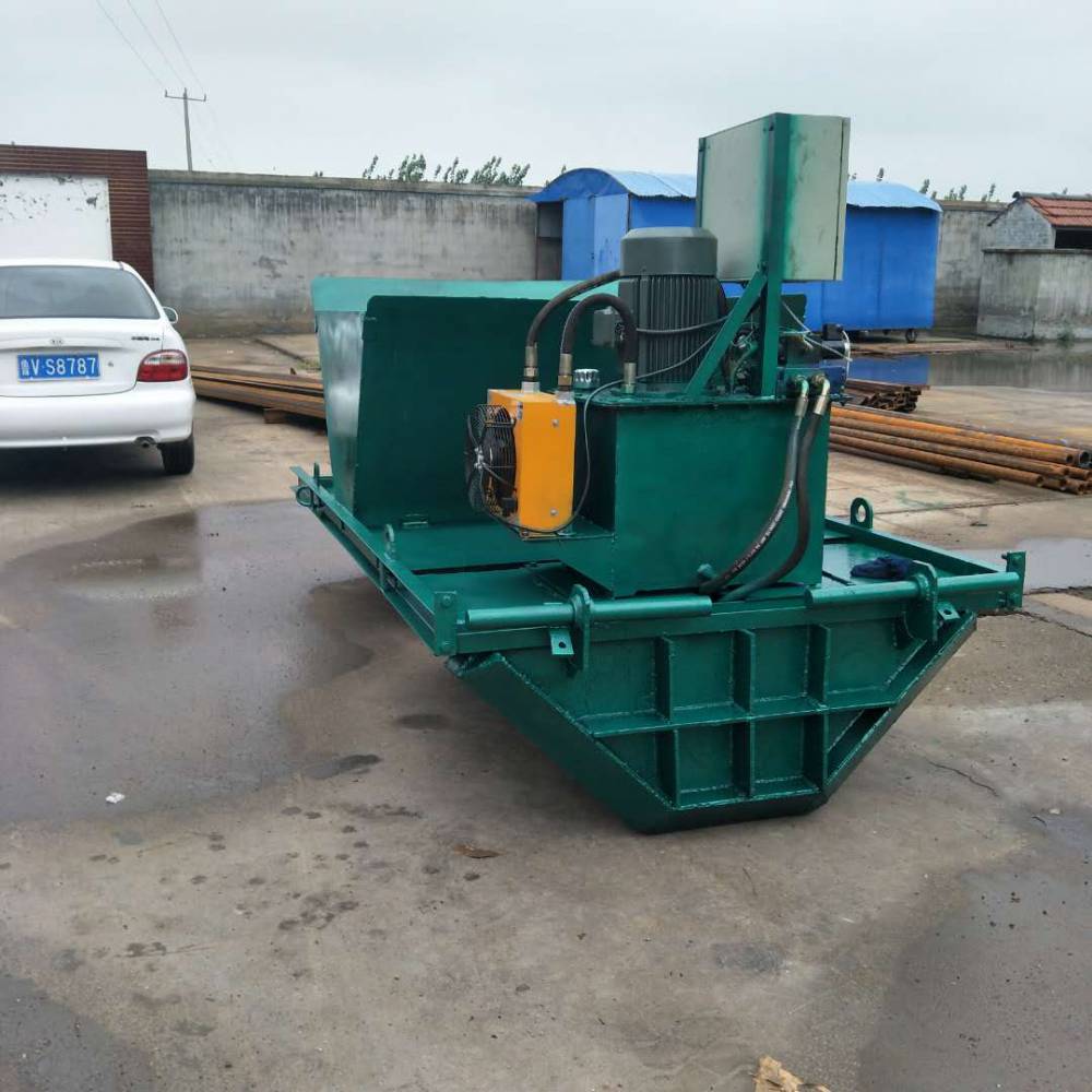 蝶形水渠摊铺机 小型U型水渠成型机 混凝土梯形水渠滑模设备