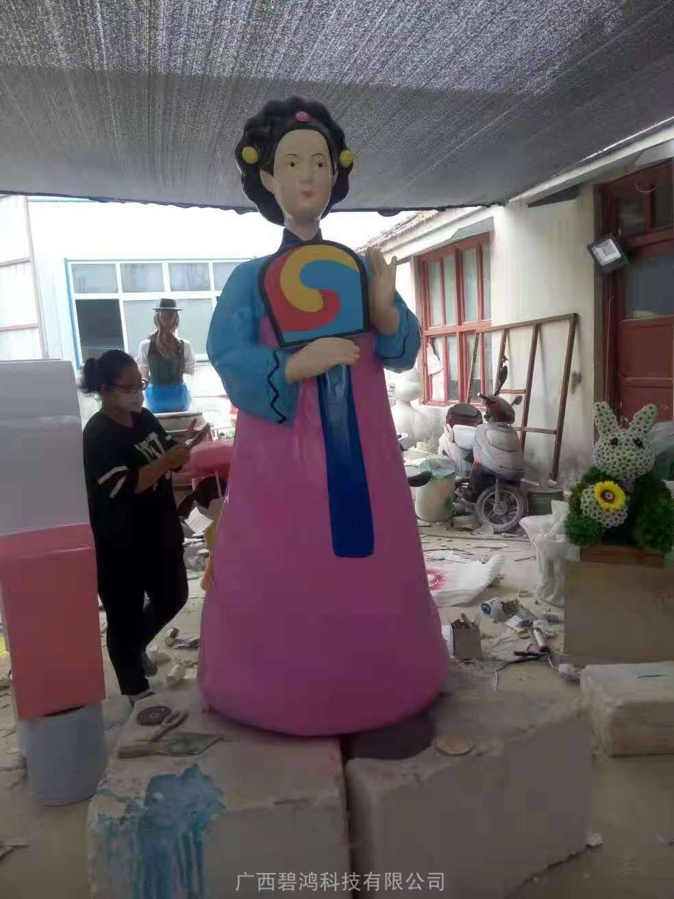 南宁玻璃钢农耕雕像/动物卡通雕塑生产
