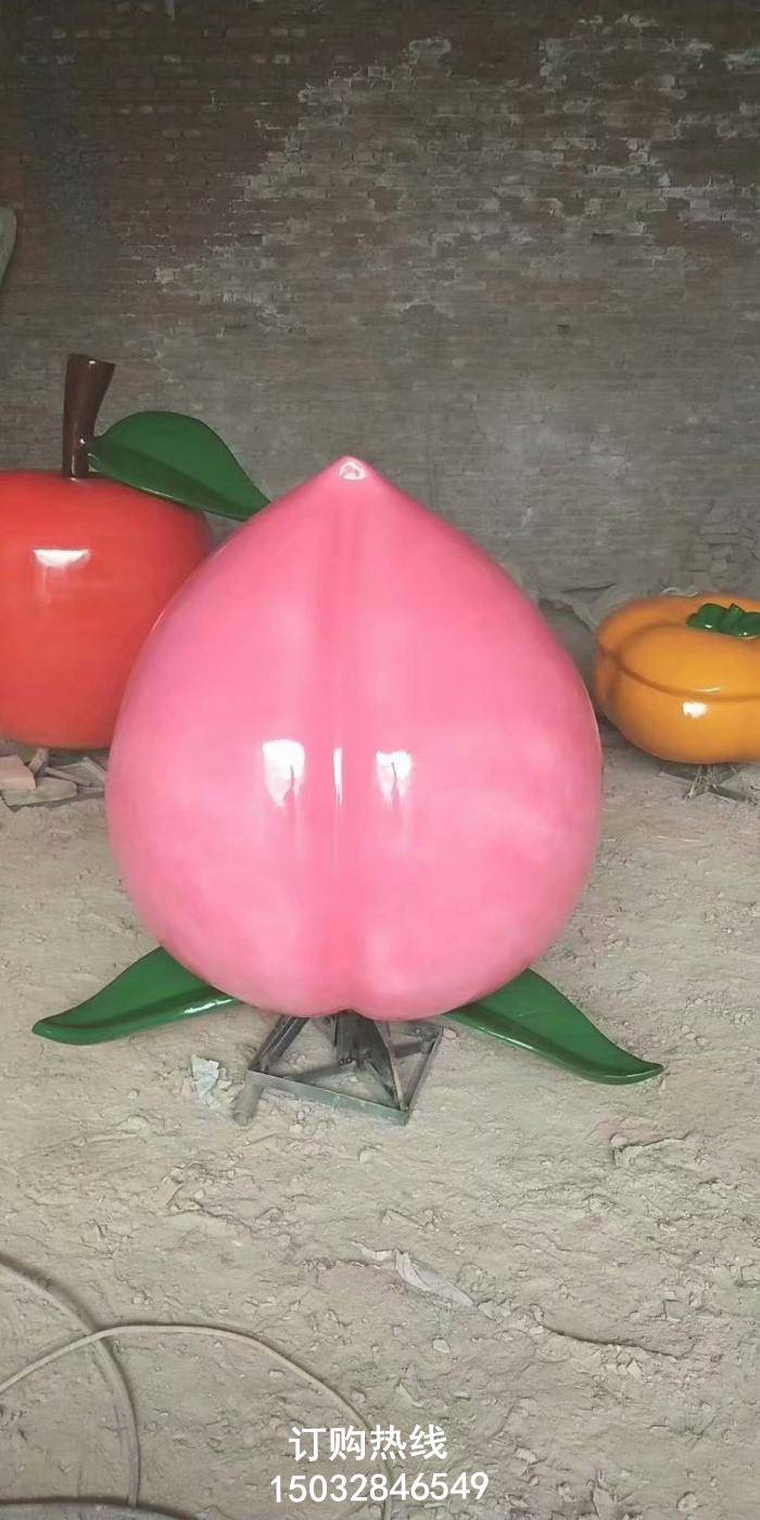 铁艺寿桃雕塑 标识雕塑 仿真寿桃雕塑厂家