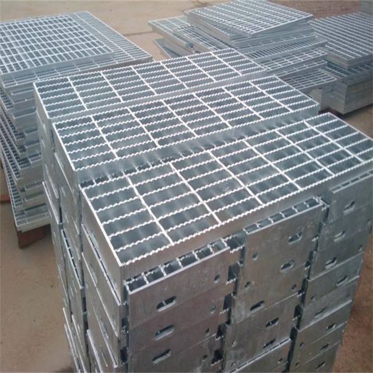 伊犁镀锌钢格栅介绍/乌鲁木齐钢格板厂家/新疆捷信金业