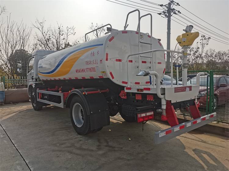 广东广州蓝牌洒水车5吨销量持续增长