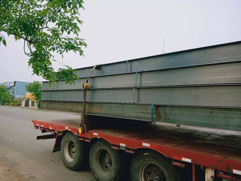 河北唐山方管HSL390S喷漆打捆