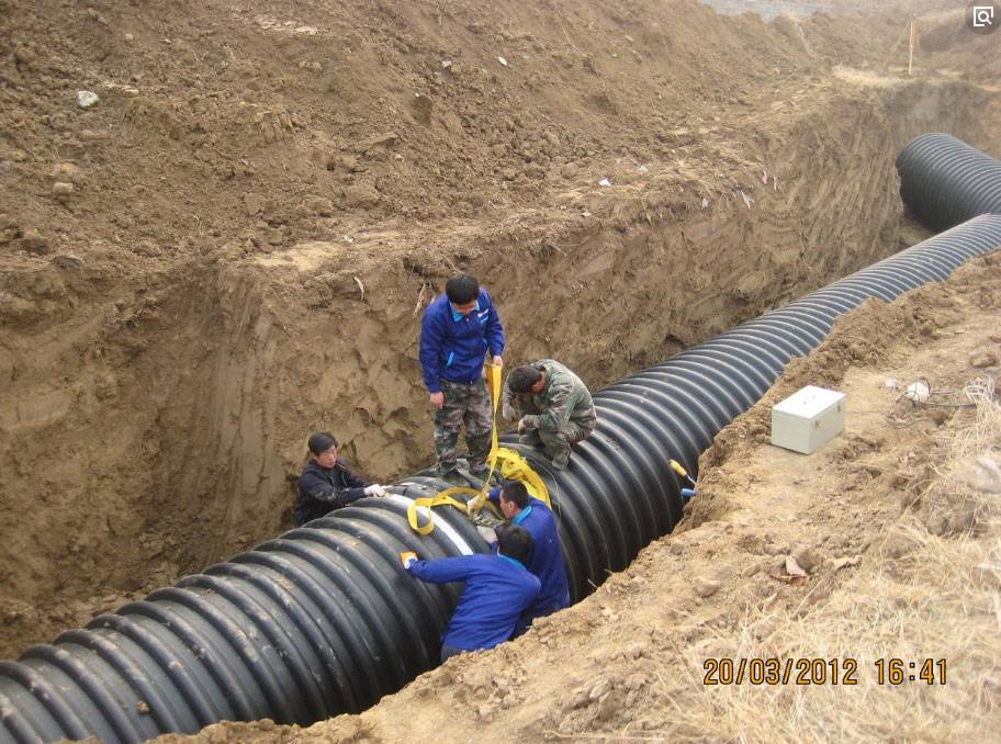 盈江县HDPE钢带增强波纹管-HDPE缠绕波纹管-钢带缠绕管