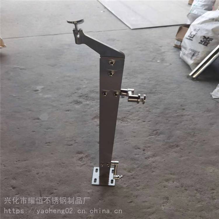 20000W激光切割 工程不锈钢护栏 不锈钢玻璃立柱 定制不锈钢立柱