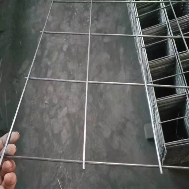 阿克苏镀锌网片规格/乌鲁木齐电焊网厂家/可用作内墙防裂网