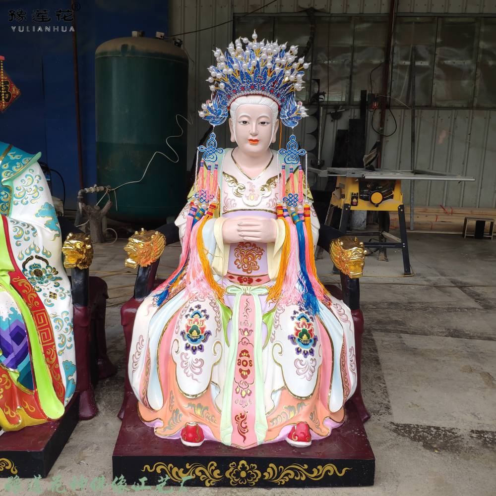 分别是什么颜色的龙 四海龙王雕塑 九龙圣母塑像 龙小龙女神像