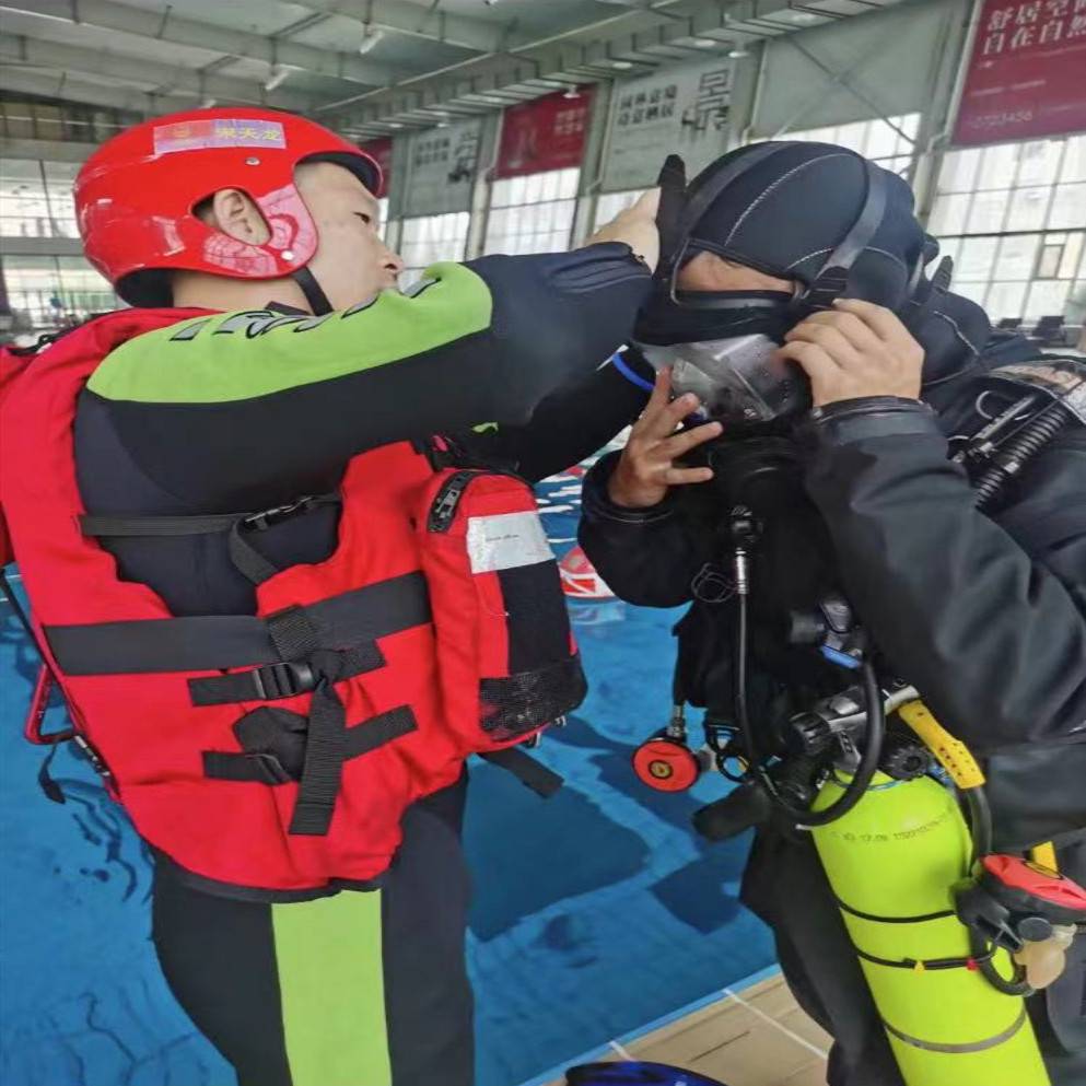 机智过人庆阳本地水下闸门检查堵漏笑嘻嘻