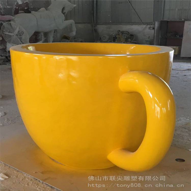 阳江玻璃钢茶具雕塑玻璃钢奶茶店装饰茶杯主题雕塑联尖玻璃钢厂