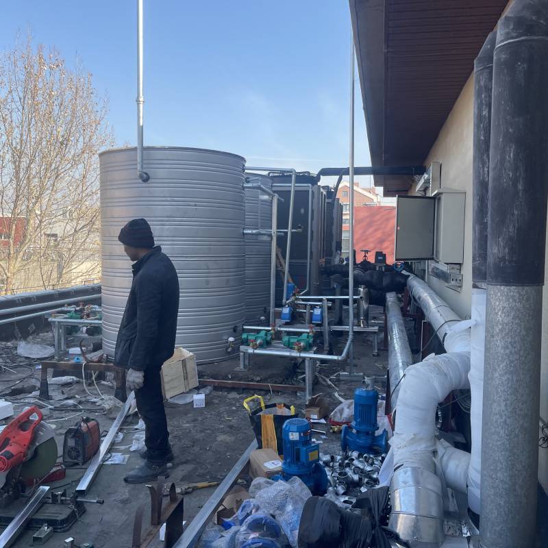 热水工程哪家好 空气源热水采暖系统
