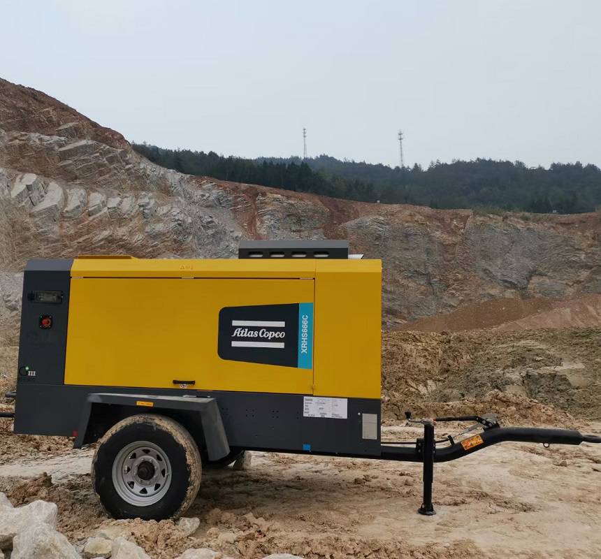 凉山阿特拉斯XRHS888空压机出租租赁