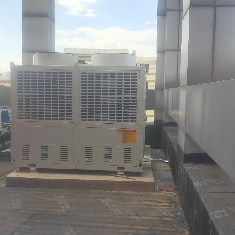 开澡堂用什么热水设备 专业太阳能热水工程