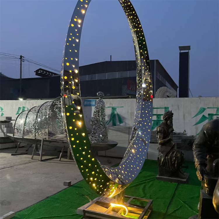 大型不锈钢月亮圆环雕塑抽象镜面发光镂空雕塑户外园林景观摆件永