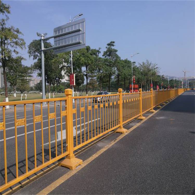 阿克苏京式护栏有没有生产厂家/乌鲁木齐市政护栏厂家/新疆护栏厂