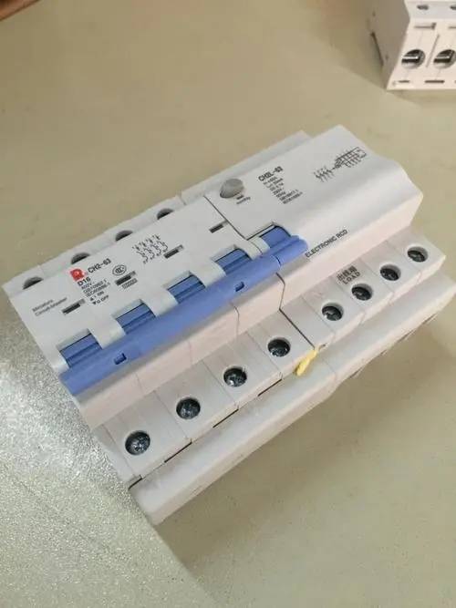 茂名市常熟开关一级经销商锋领电气全境派送/2022已更新