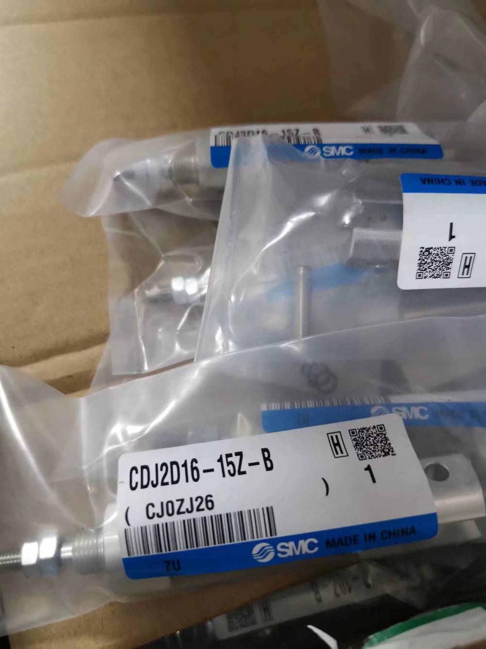 C气缸现货供应商CDM2L32-125Z气缸价格全/境派送直达2022已更新