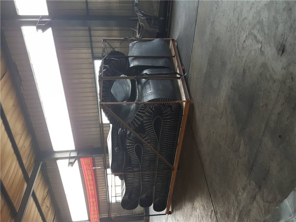 钢铁厂输送带 爬坡输送带 耐寒挡边输送带 橡胶运输带 青岛输送带