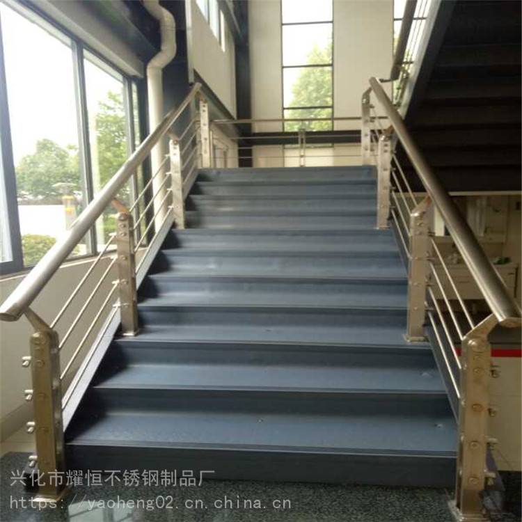 30000瓦激光切割加工 玻璃吊桥栏杆 不锈钢楼梯扶手 配件厂家直供