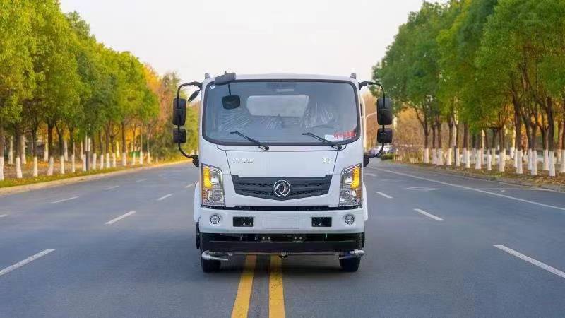 广东广州蓝牌洒水车5吨销量持续增长
