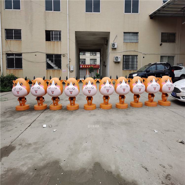 云浮玻璃钢公仔卡通益丰卡通雕塑厂家