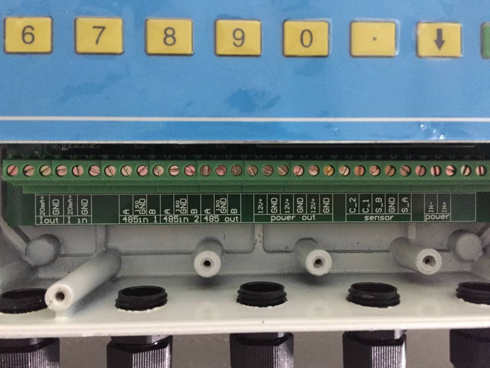 河南信阳在线雷达明渠流速流量仪生产