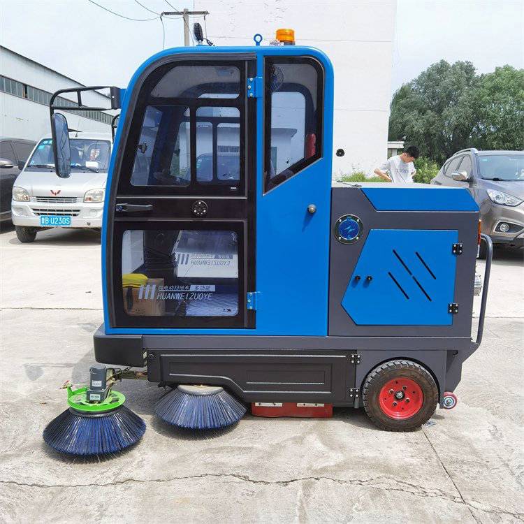 芜湖芜湖智能化电动清扫车工业吸尘扫路供应