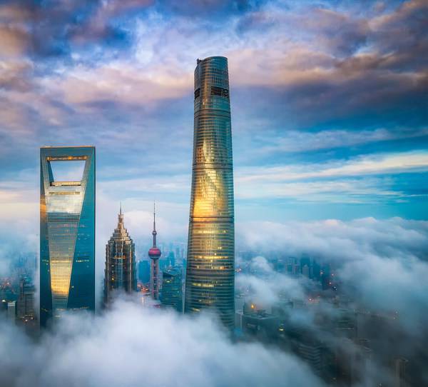 上海之巅云端艺邸j酒店上海中心于2021年6月19日绽放申城
