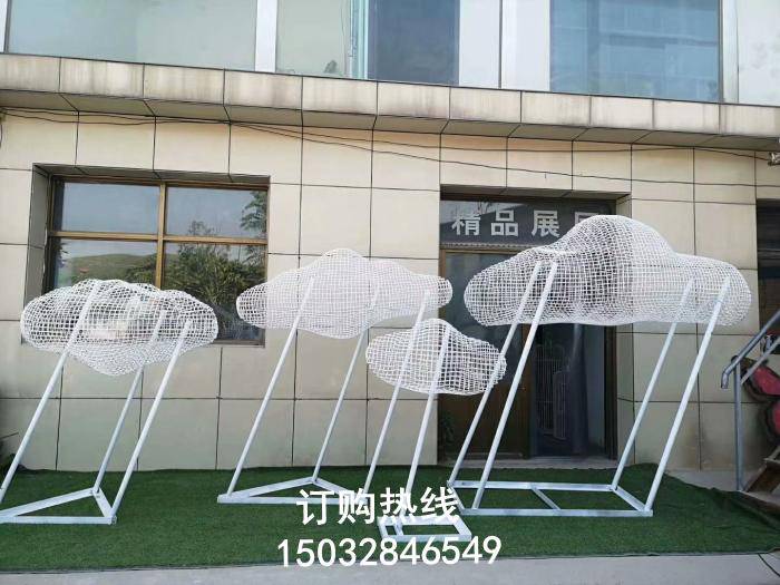 现代云梯雕塑 锻造工艺 异形云梯雕塑厂家