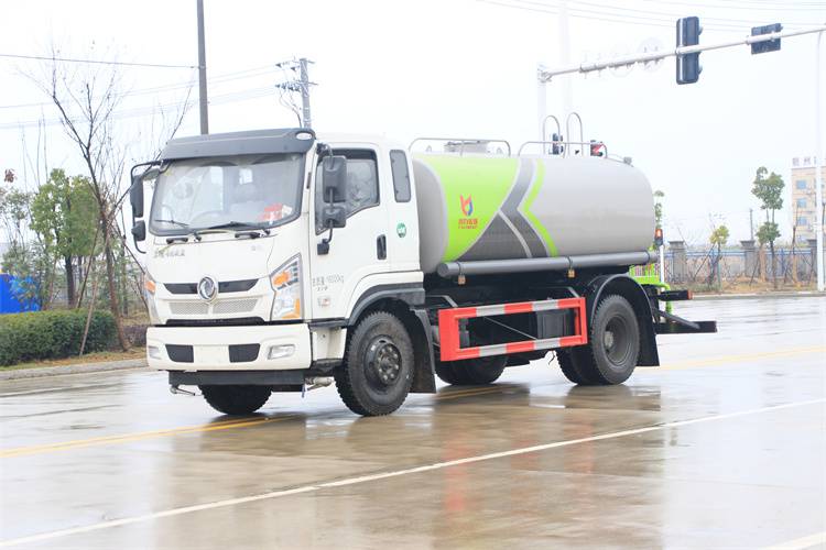 阳泉市路面清洁绿化洒水车10方洒水车价格