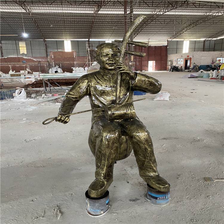梅州景观工程雕塑玻璃钢仿铜人物雕塑益丰雕塑