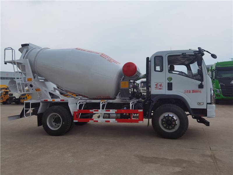 东风5方混凝土搅拌车5月预售价格