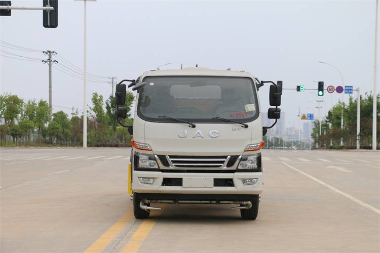 廊坊绿化洒水车10吨-12吨价格表