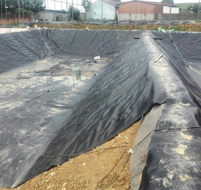 屏边苗族自治县HDPE防渗膜-防渗土工膜-糙面防渗PE膜