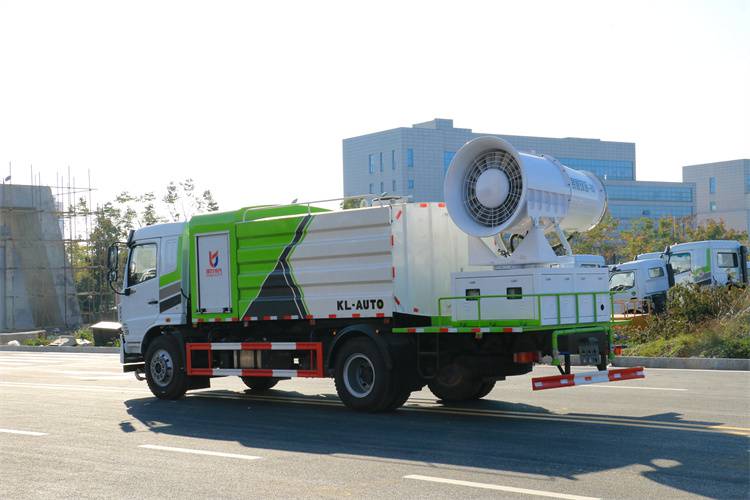 小型单桥绿化洒水车供应商信息