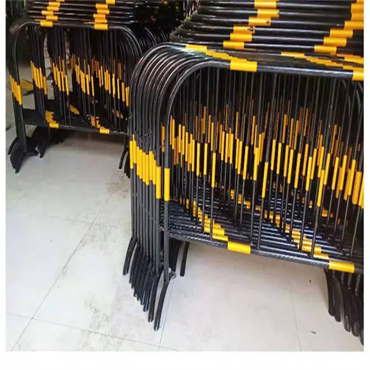 石河子基坑护栏价格/乌鲁木齐护栏厂家/新疆护栏网厂家