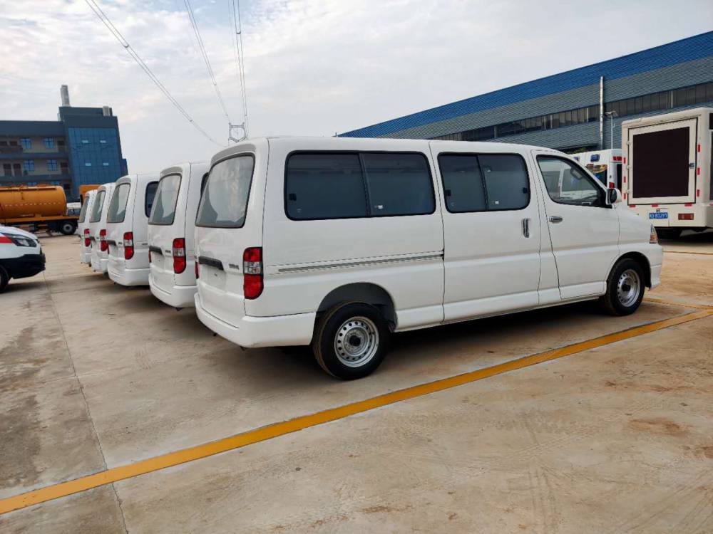 智能车供应 9座应急救援气防车 伤残运送车