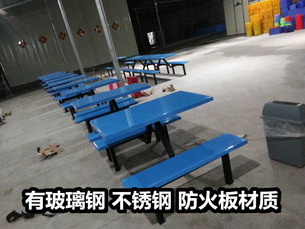 柳州融安钢结构岗亭~工地门卫岗亭~多种规格可定做