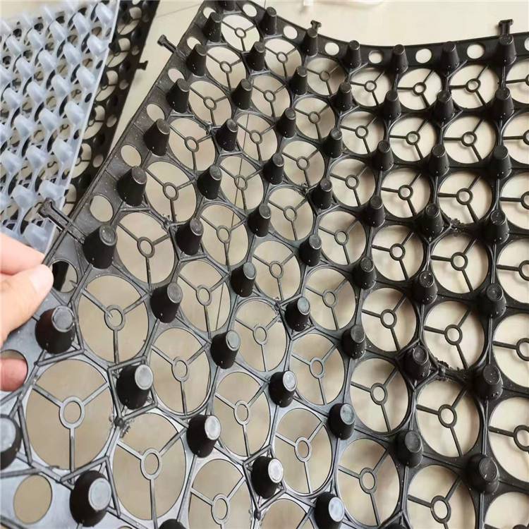 欢迎访问//蓄排水板厂家弥勒/弥勒市实业集团