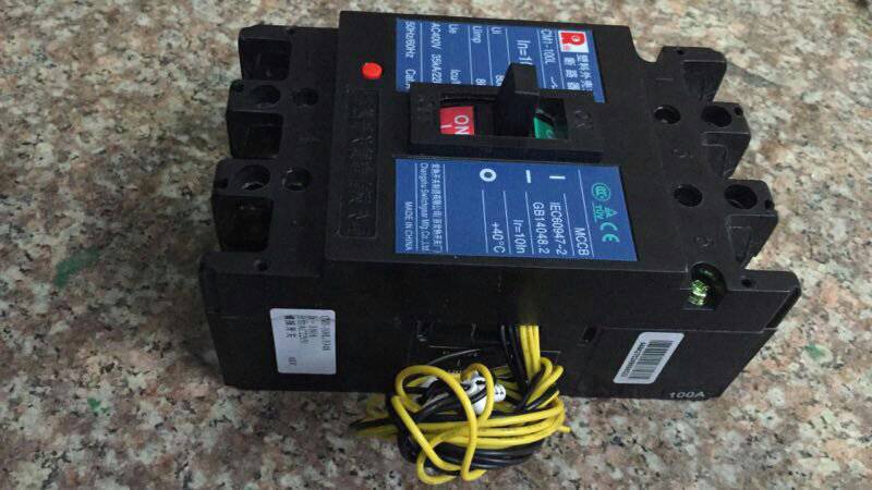 CM2-100L/3330塑壳断路器/常熟开关