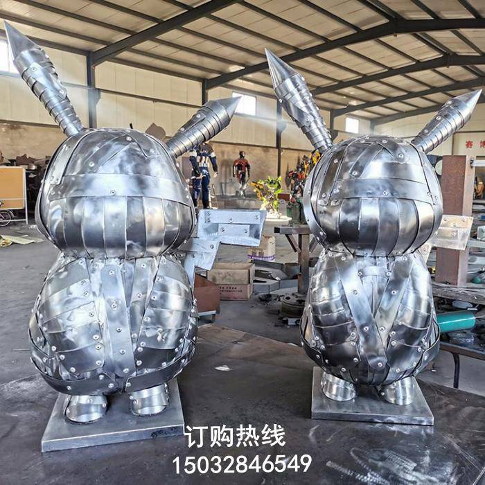 大型变形金刚雕塑厂家 市标雕塑 彩钢变形金刚雕塑厂家 