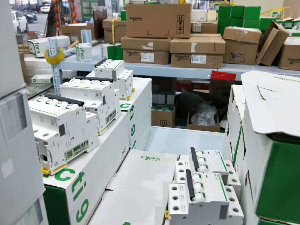 施耐德驻马店市代理一级代理专卖