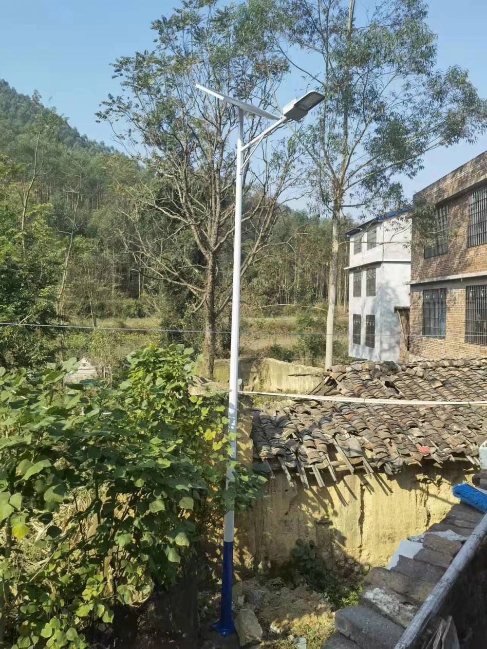 广西桂林运动场地灯杆 球场双向灯杆 三十分钟前发布