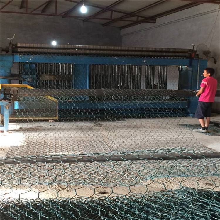 伊犁雷诺护垫介绍/乌鲁木齐PVC石笼网生产厂家/新疆捷信石笼网厂