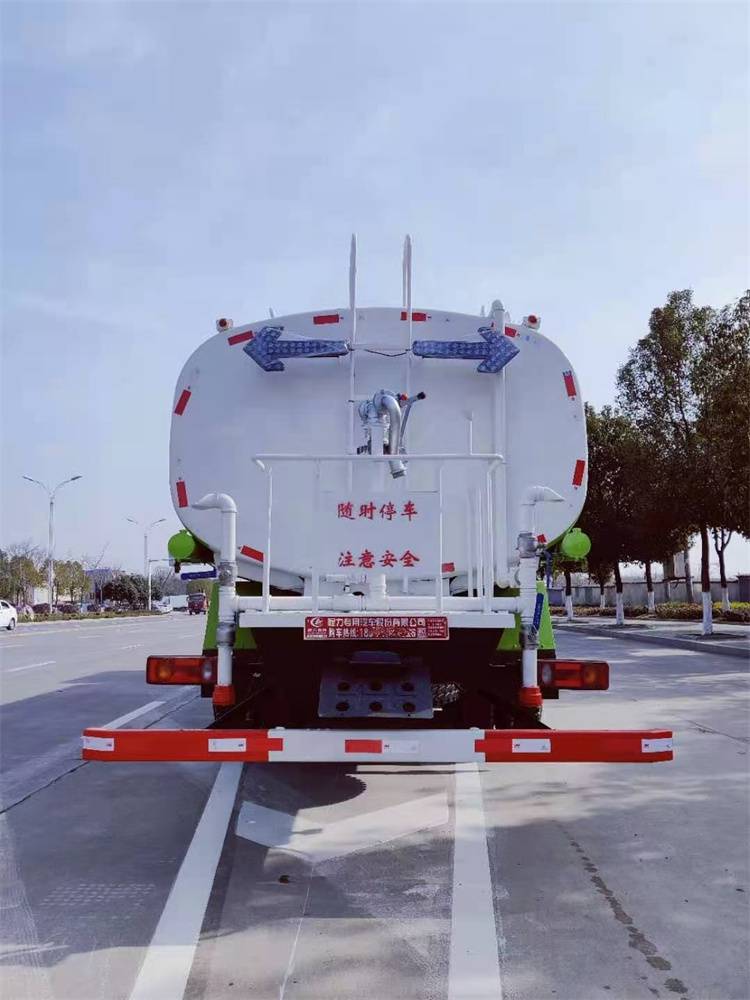 乌海东风10方洒水车厂家有分期买车政策