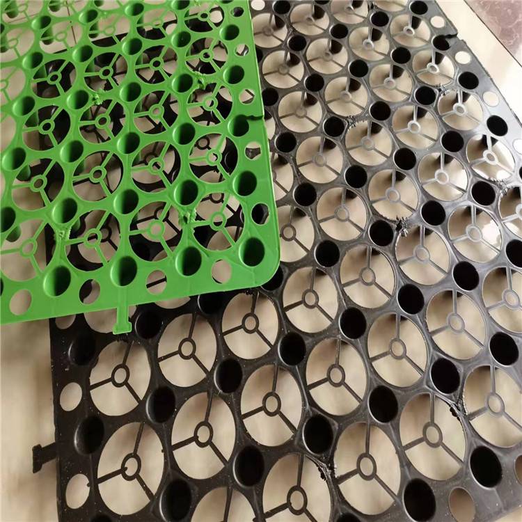 欢迎访问//蓄排水板厂家伊宁/伊宁市实业集团