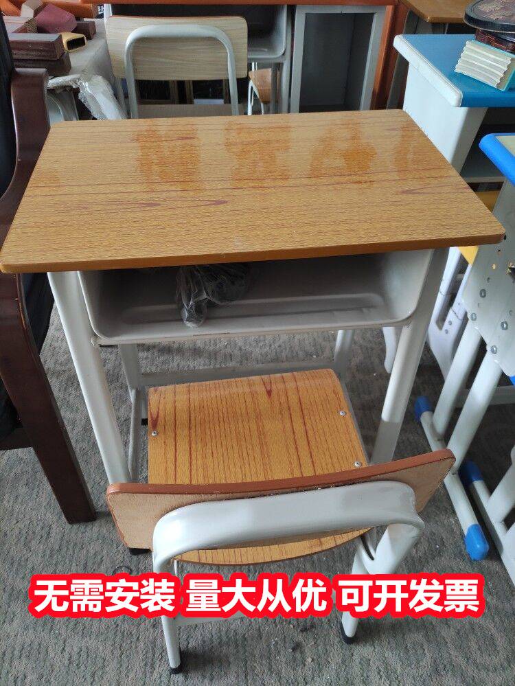 南宁实木课桌椅 新款课桌椅 一套价格