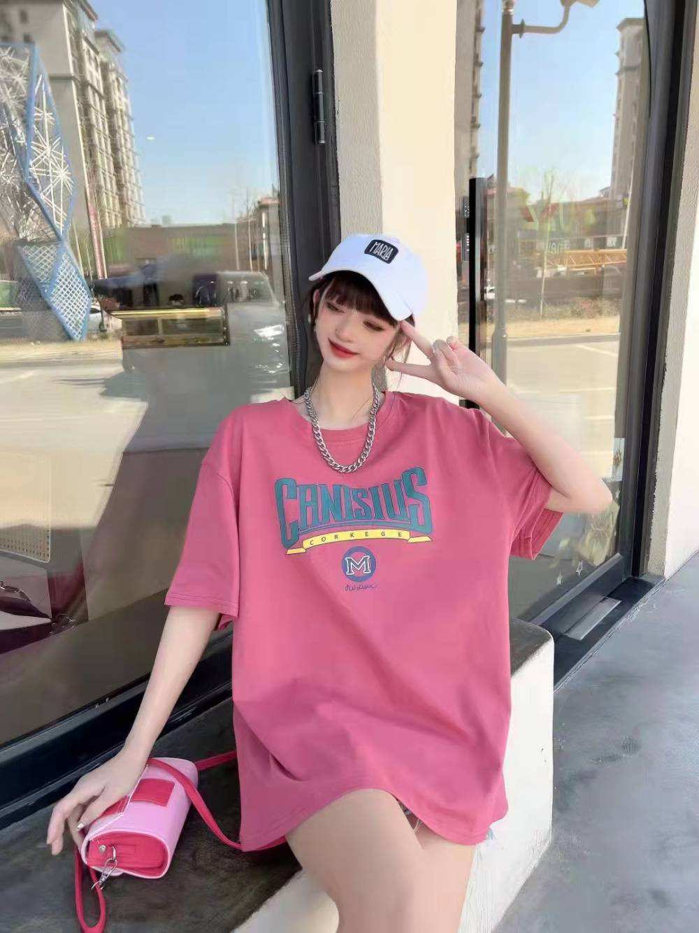 几块钱的短袖供货厂家河北邢台南宫女装短袖衫厂家时装夏季短袖T恤批发商